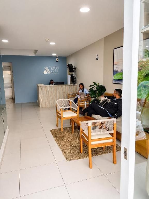 Oasis Familiar Moderno Con 3 Y Piscina